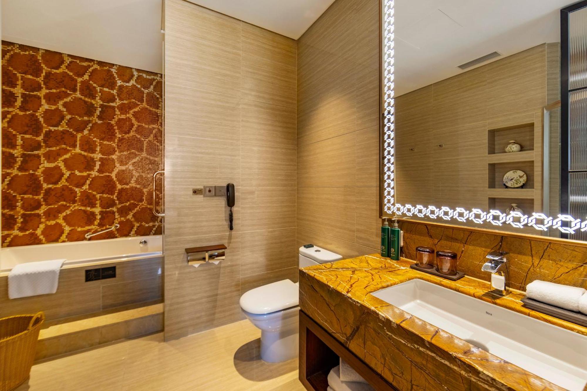 Fondney Hotel Shanghai Necc Hongqiao Airport T2 Екстериор снимка